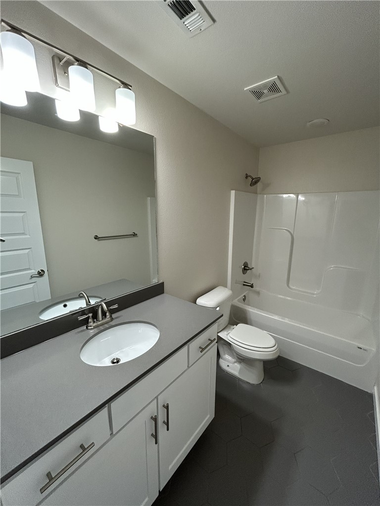 Towne West - Residential Lease