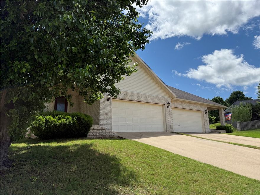 Comfortable condo on a corner lot with fenced back yard, equipped with washer, dryer, refrigerator and 2 car garage. 3 bedrooms and 2 baths with patio and porch to enjoy the beautiful sunsets. Ceramic tile throughout.