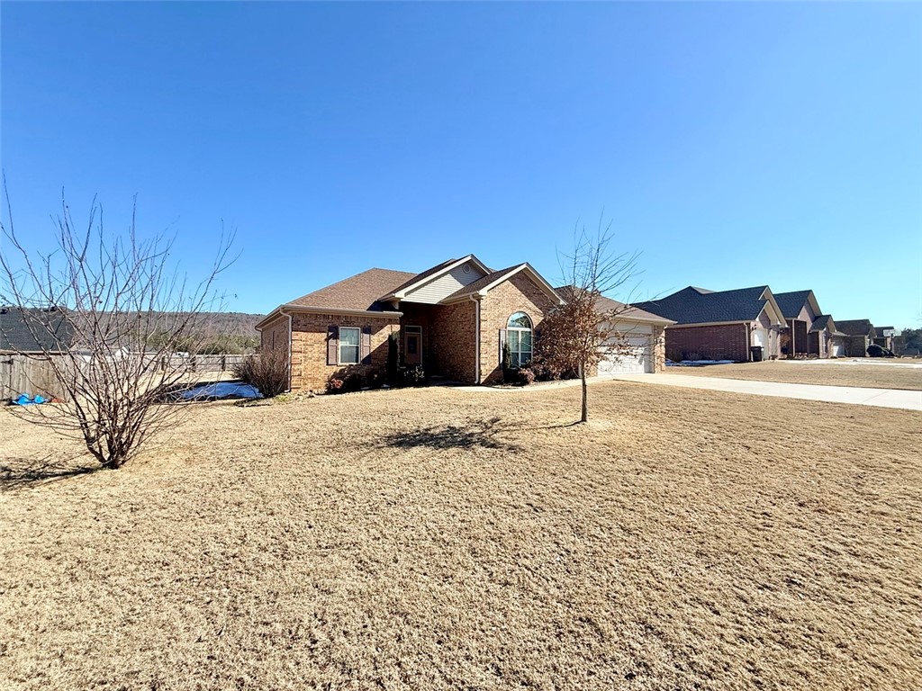 COVE LANDING PHASE VI - Residential