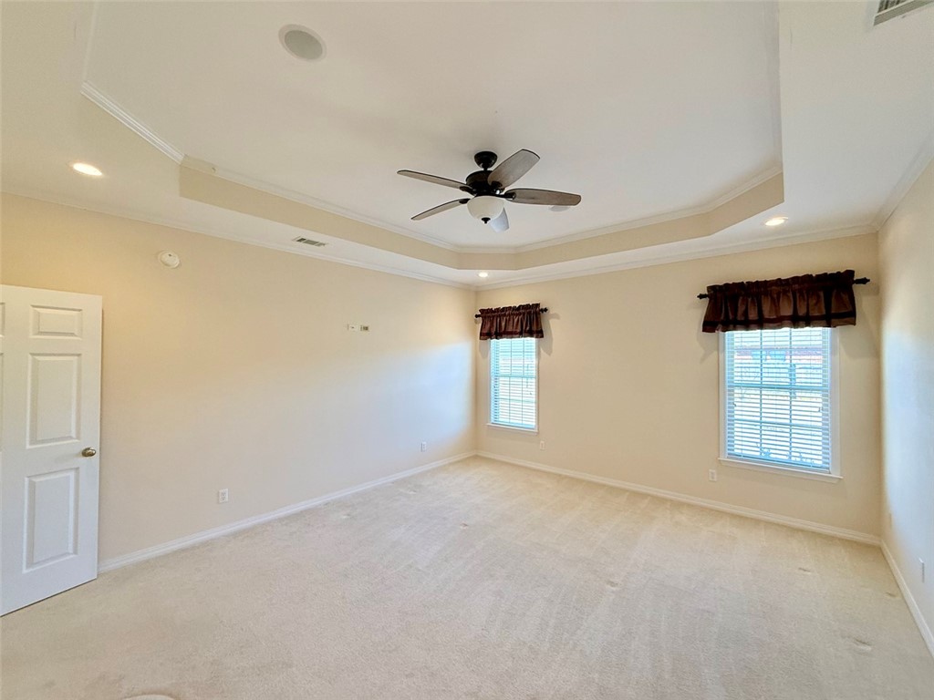 COVE LANDING PHASE VI - Residential