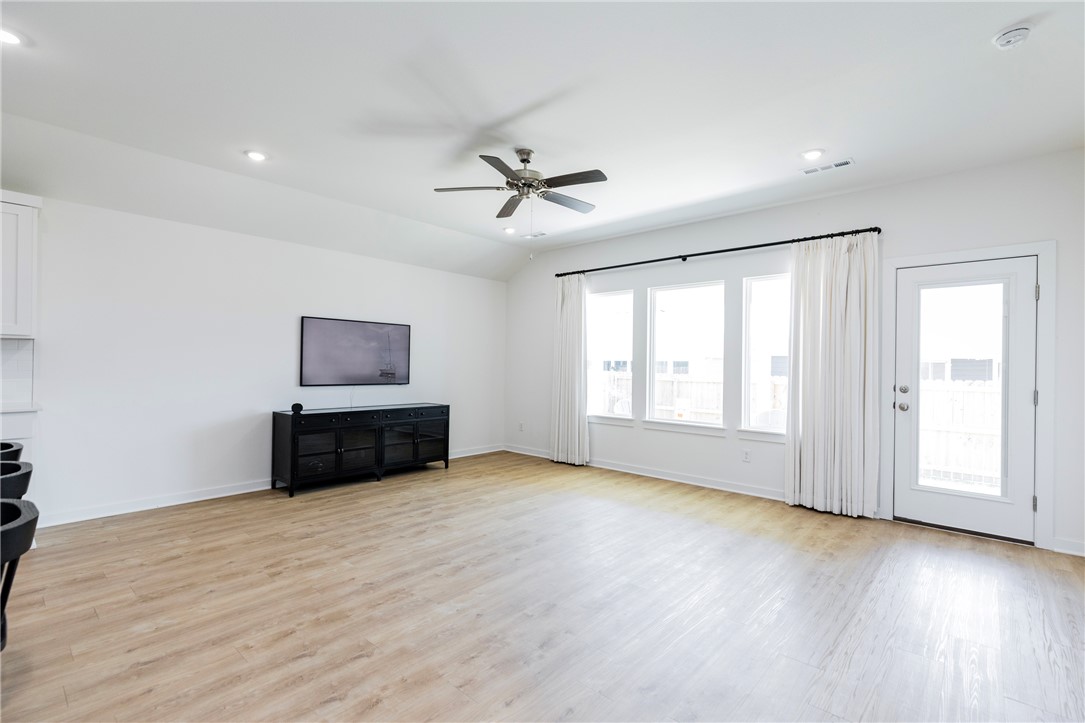Aiden's Place - Residential
