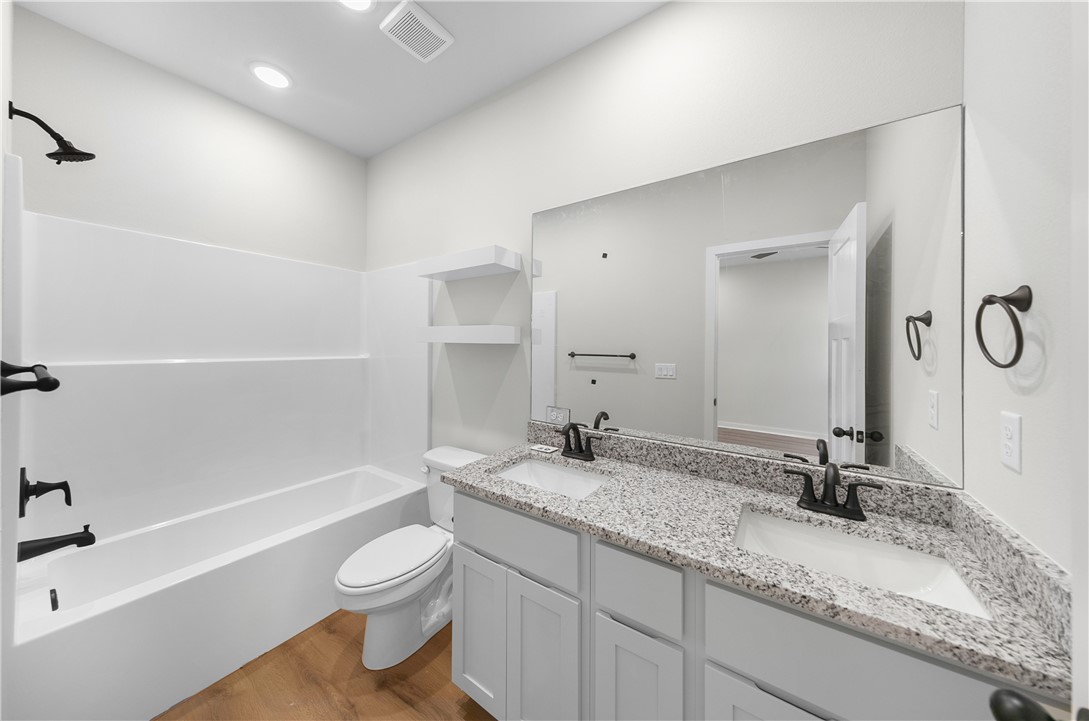 Daisy Road Duplexes Centerton - Residential Lease