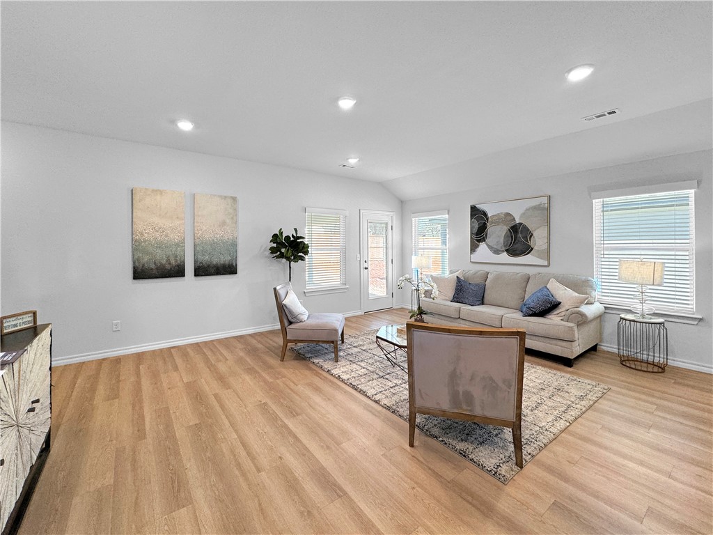 Selah Meadows - Residential