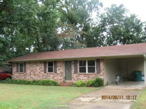 MUST SEE HOME! This cute 3 bd/1 ba home has been completely updated. It sits on .23 of an acre at the end of the street. Also, has a large back yard. Call today!