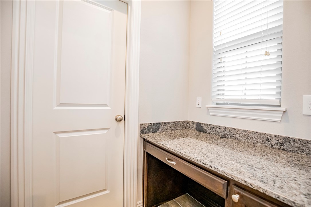 Summit Meadows Ph Iii Pea Ridge - Residential Lease