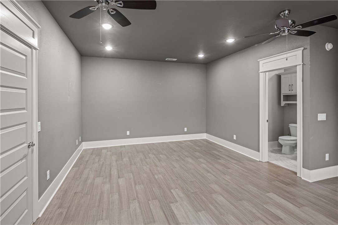 Oak Tree - Residential