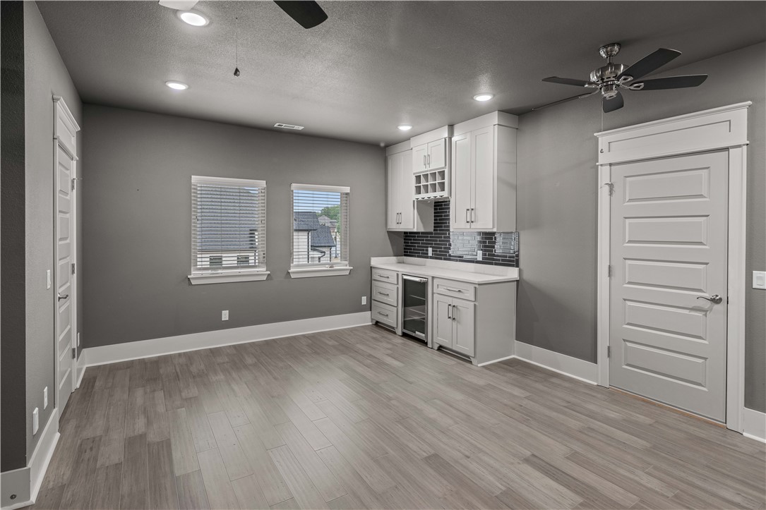 Oak Tree - Residential