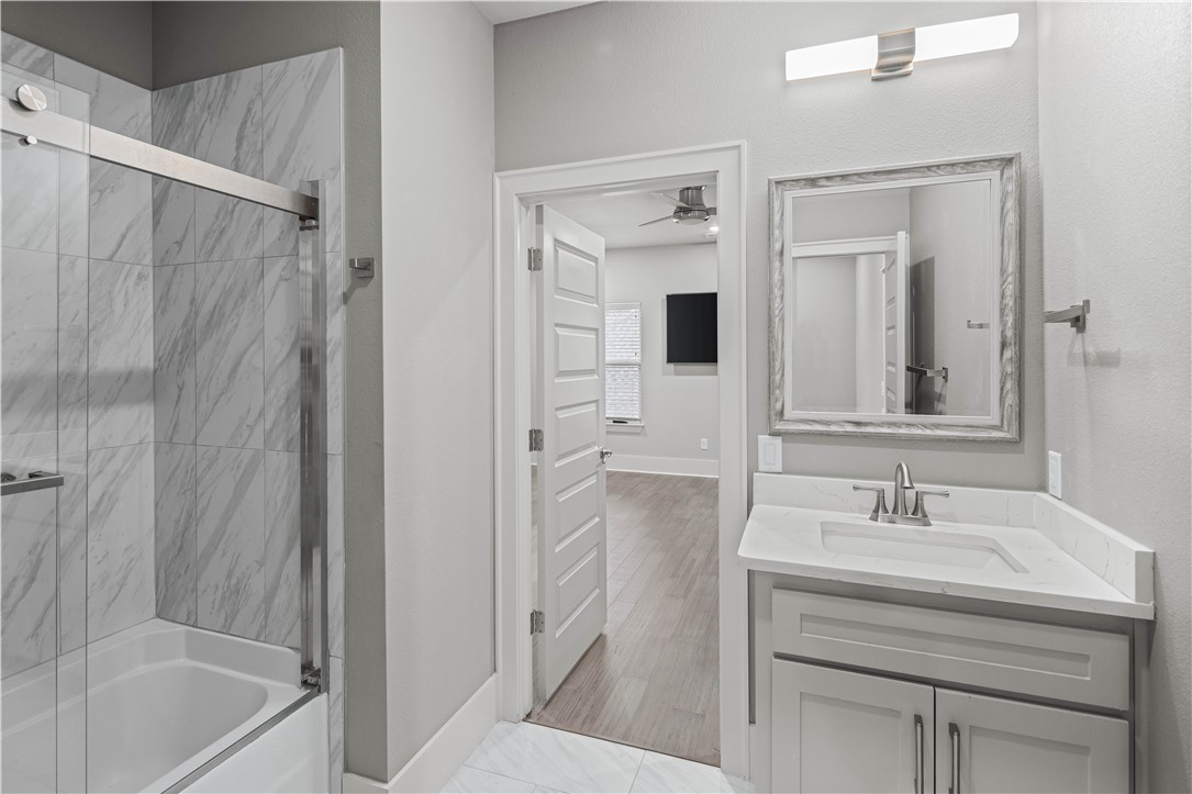 Oak Tree - Residential