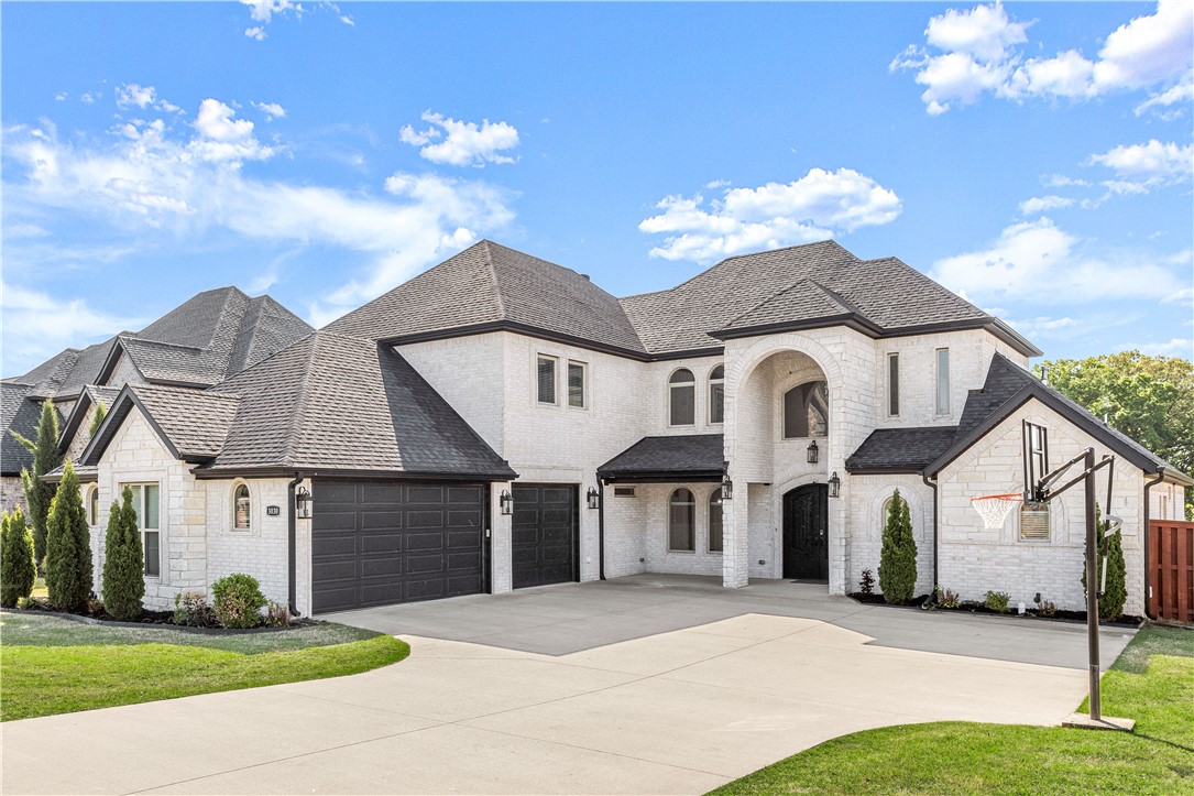 Oak Tree - Residential