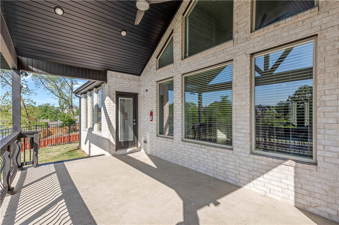 Oak Tree - Residential