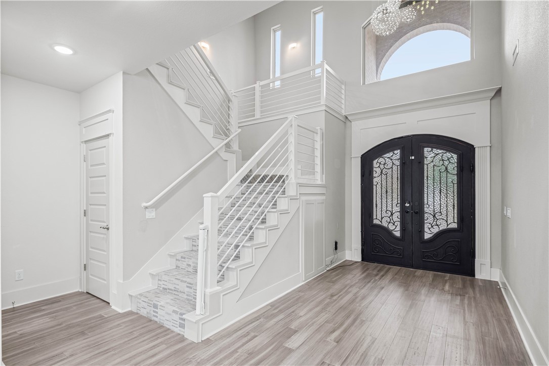 Oak Tree - Residential