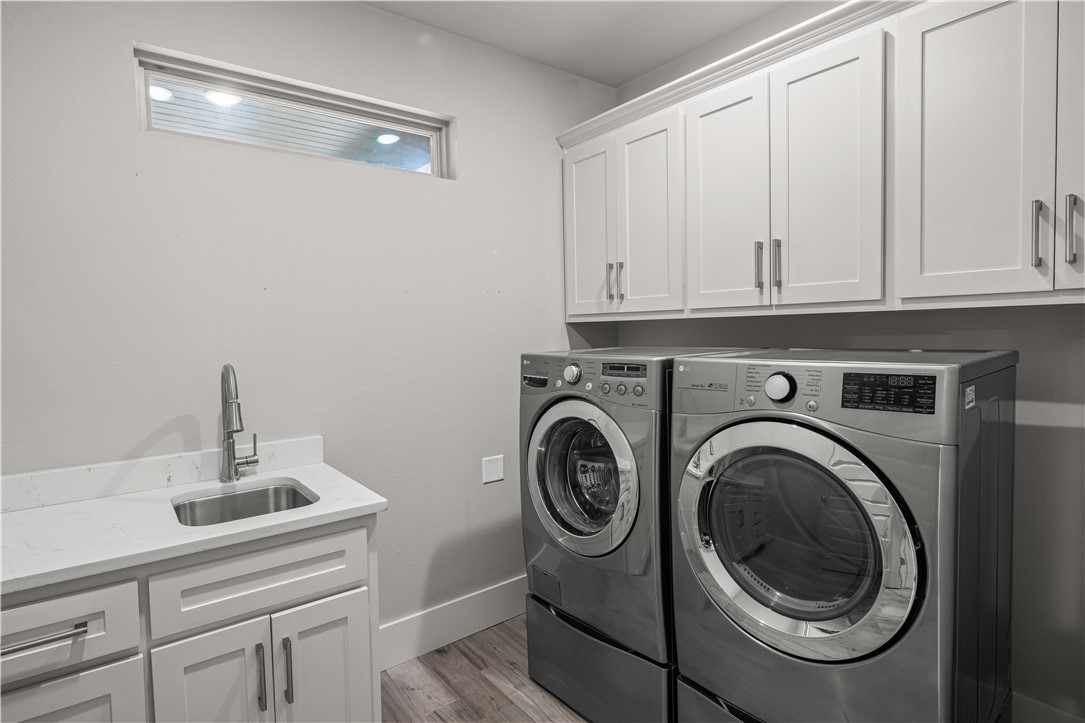 Oak Tree - Residential