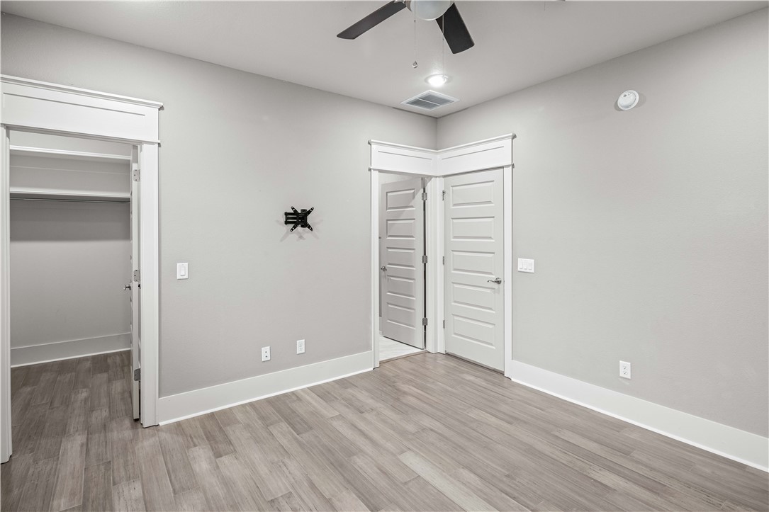 Oak Tree - Residential