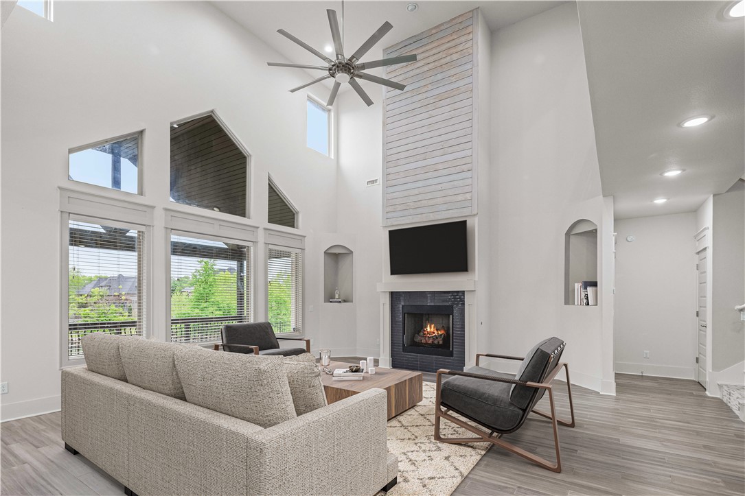 Oak Tree - Residential