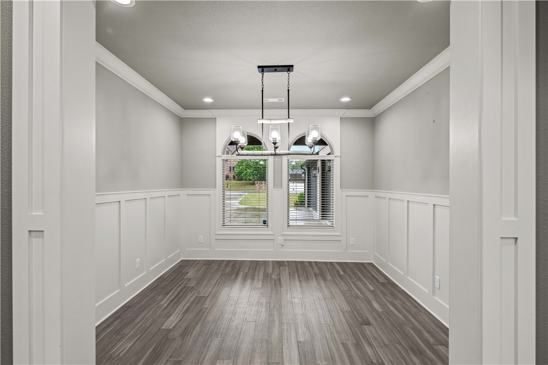 Oak Tree - Residential