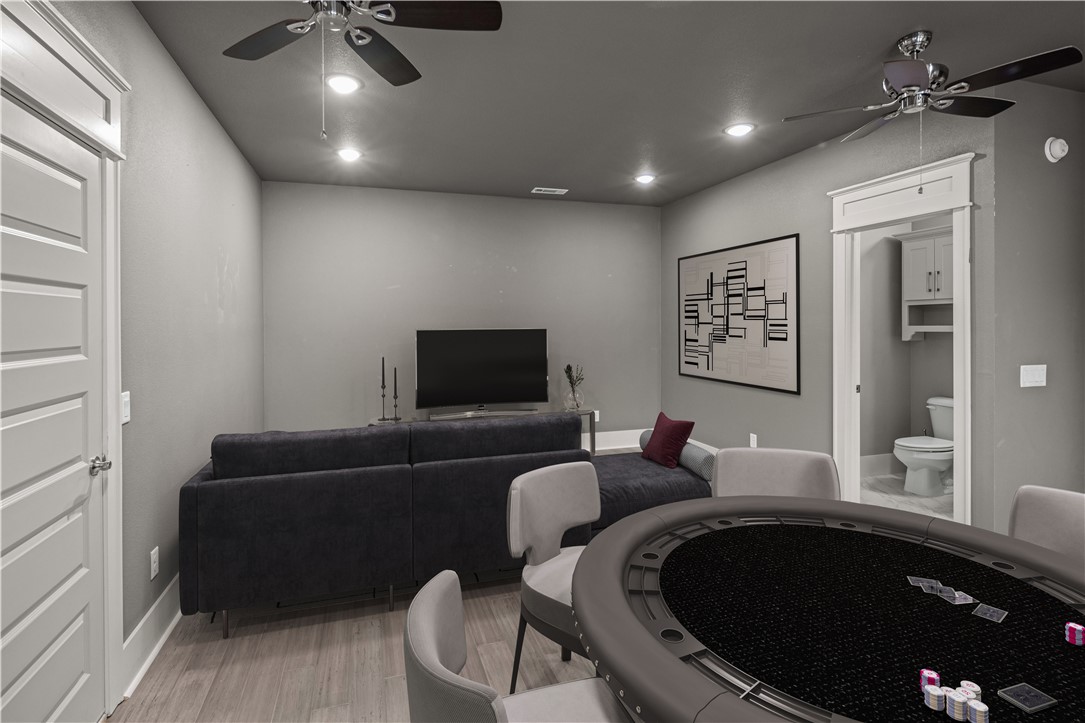 Oak Tree - Residential