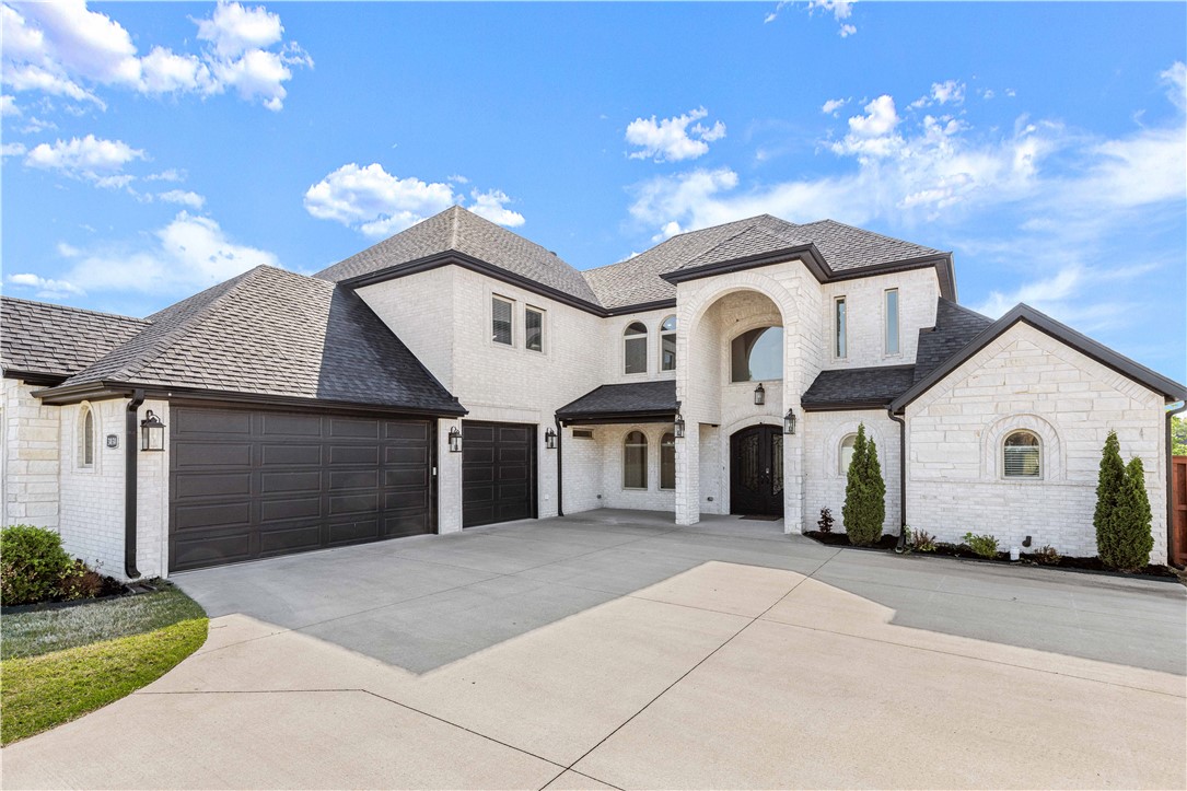 Oak Tree - Residential