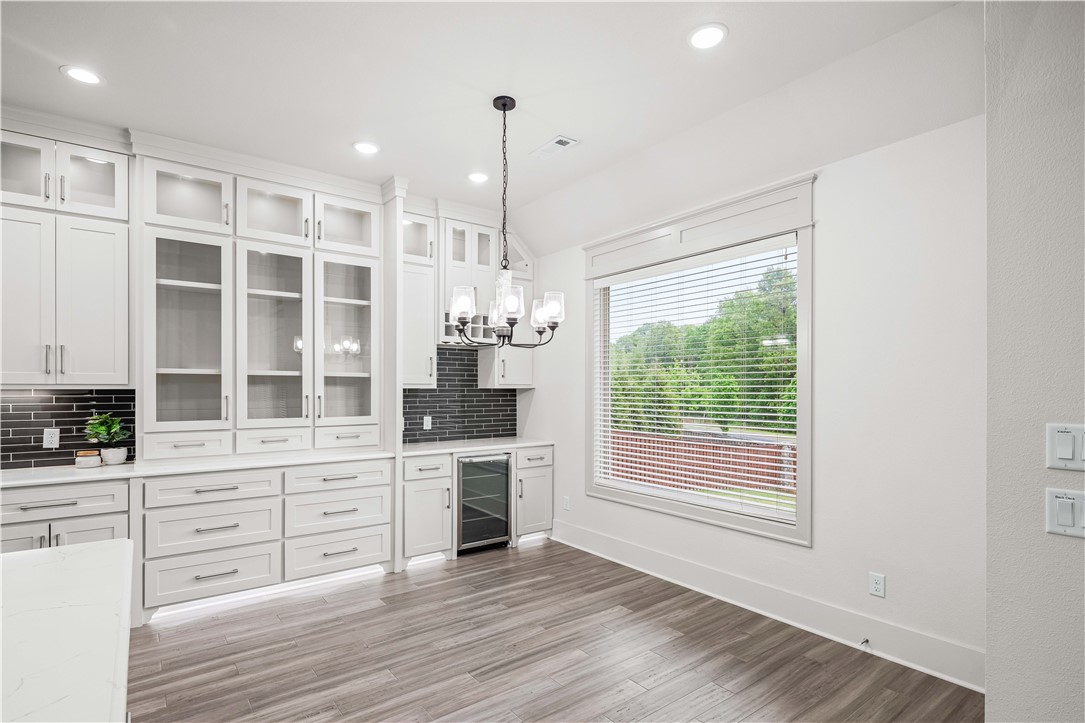 Oak Tree - Residential