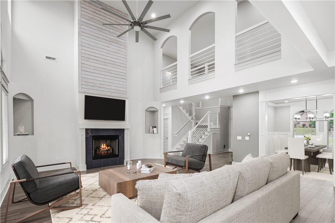 Oak Tree - Residential