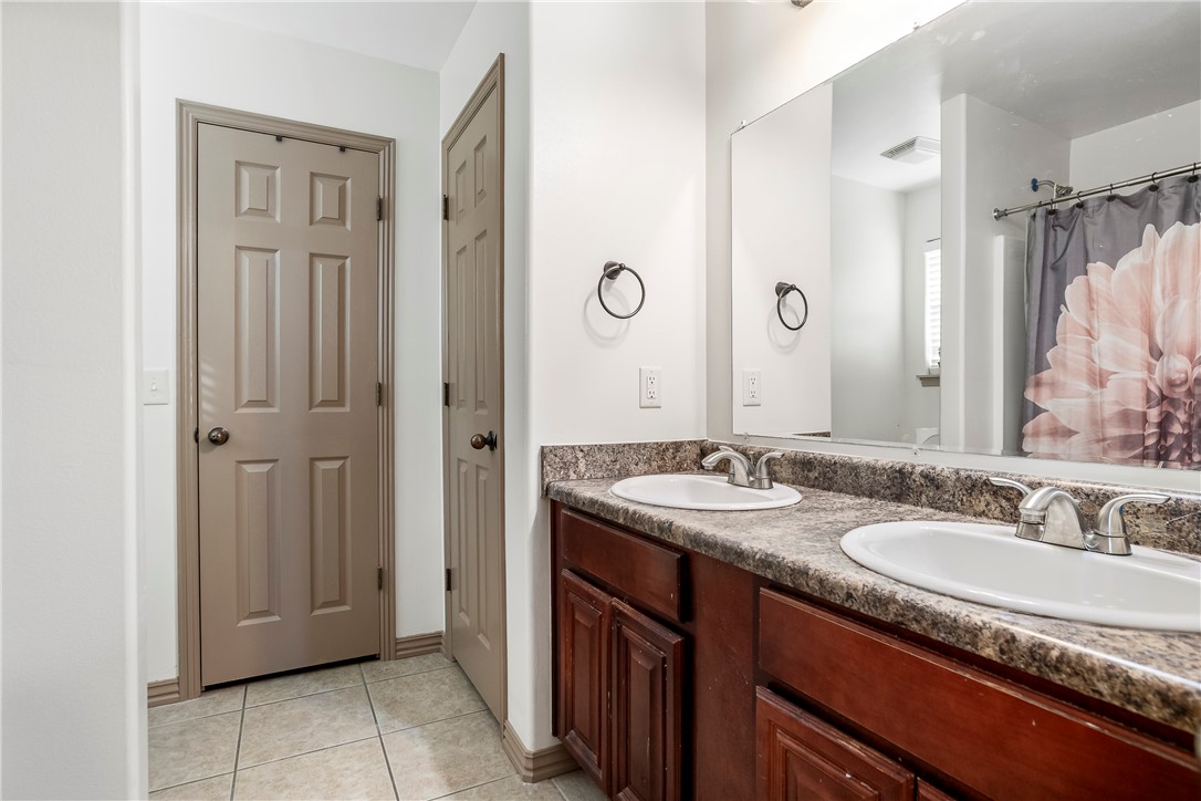 Rollers Ridge Sub Rogers - Residential
