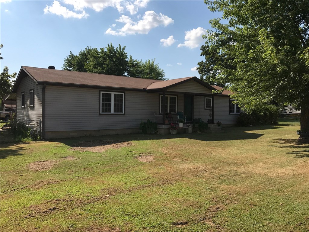 Nice family home, large backyard great for gardening. A small cabin is located on the property as well, perfect for family that come to town or even to rent out! Large shop on property. Truly a must see!!!