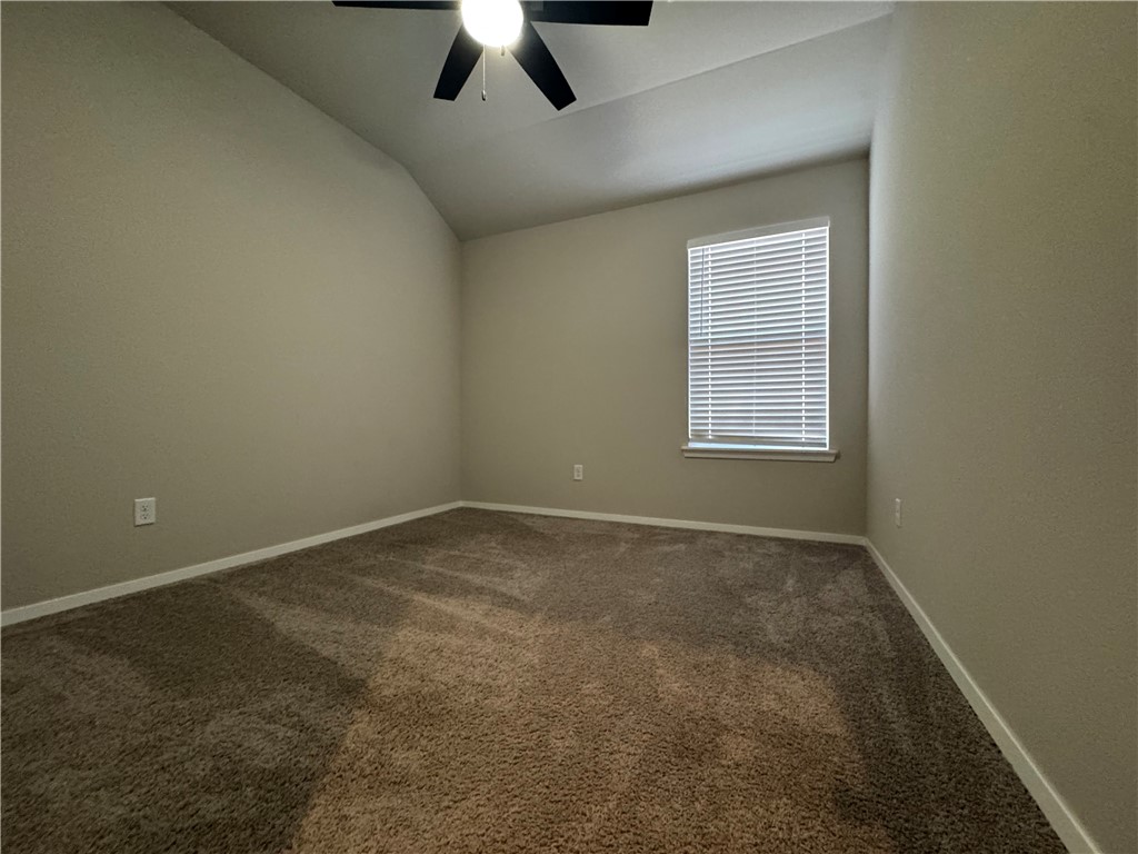 Willow Creek Ph 1 Rogers - Residential Lease