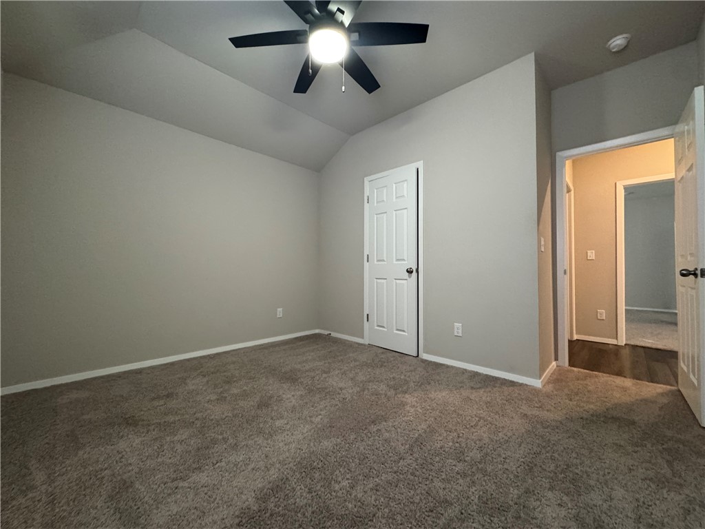 Willow Creek Ph 1 Rogers - Residential Lease