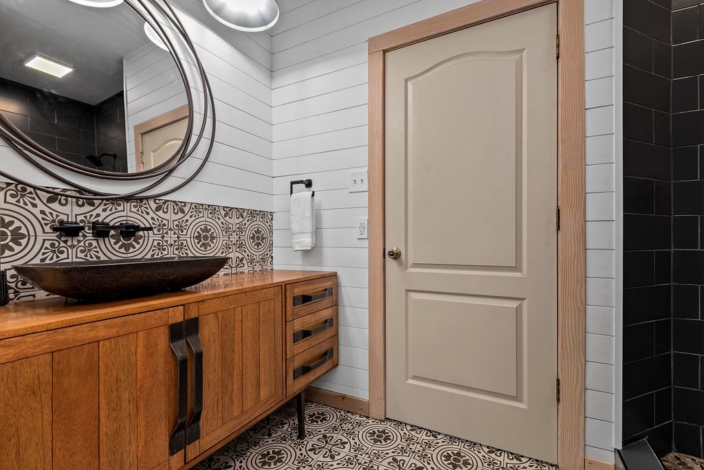 Seratts 1st Add Rurban - Residential