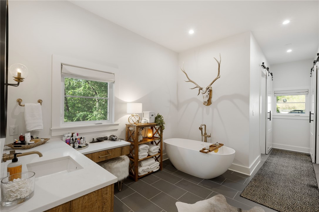 Oak Hollow - Residential