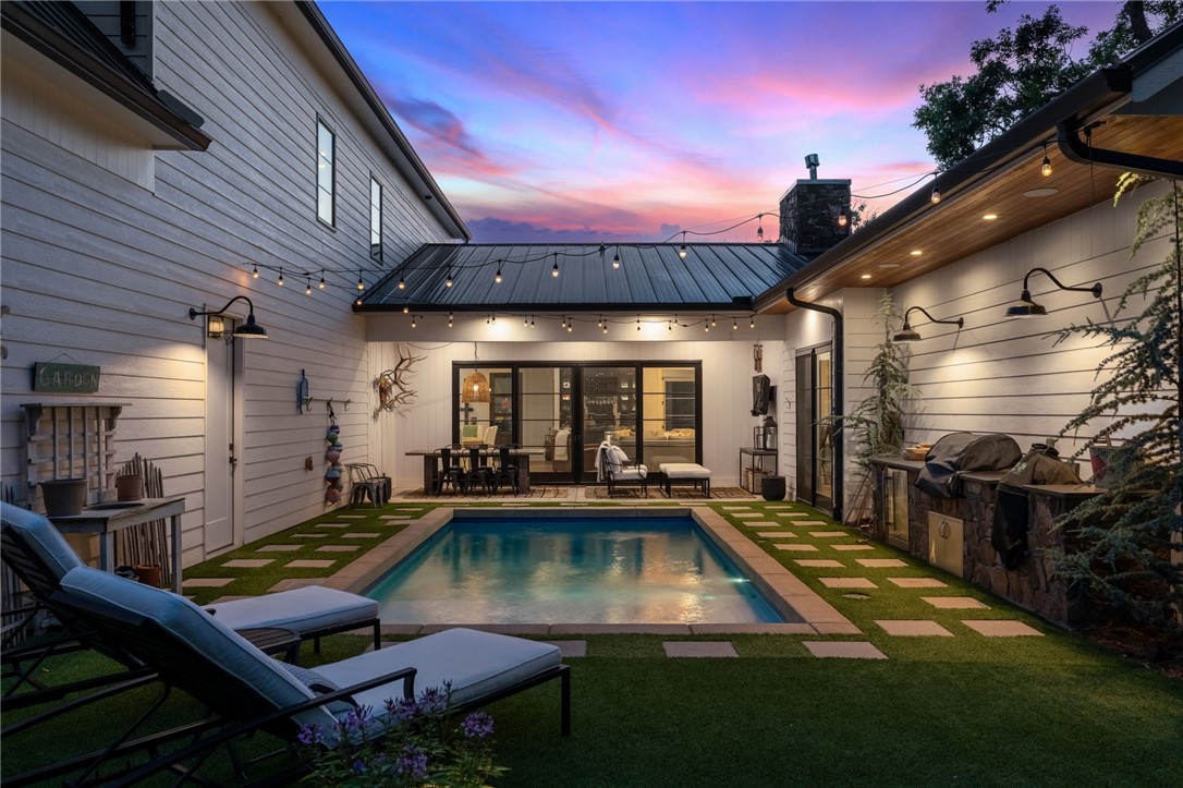 Oak Hollow - Residential