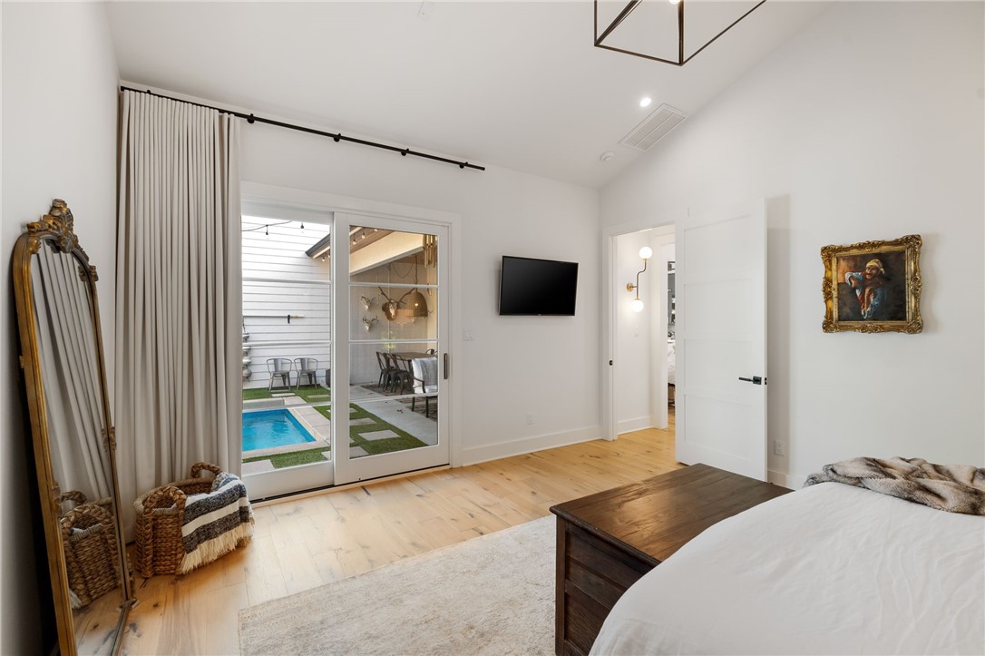 Oak Hollow - Residential