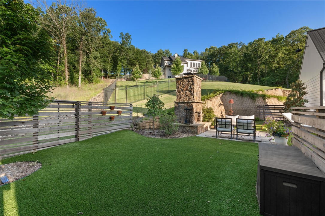 Oak Hollow - Residential