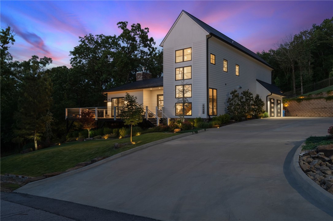 Oak Hollow - Residential