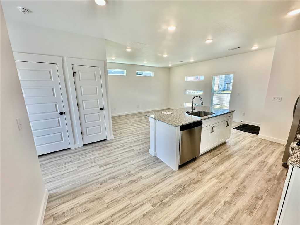 Featherston Village Ph 2 Centerton - Residential Lease
