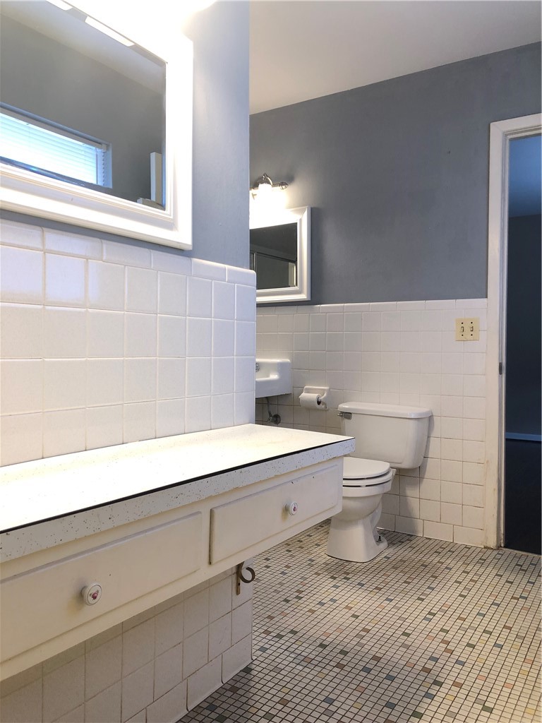 University Acres Sub - Residential Lease