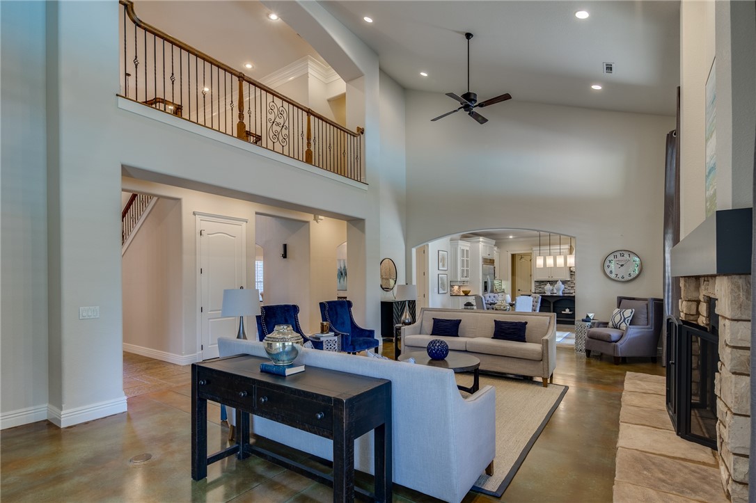 Pinnacle Sub Ph 1, The Rogers - Residential