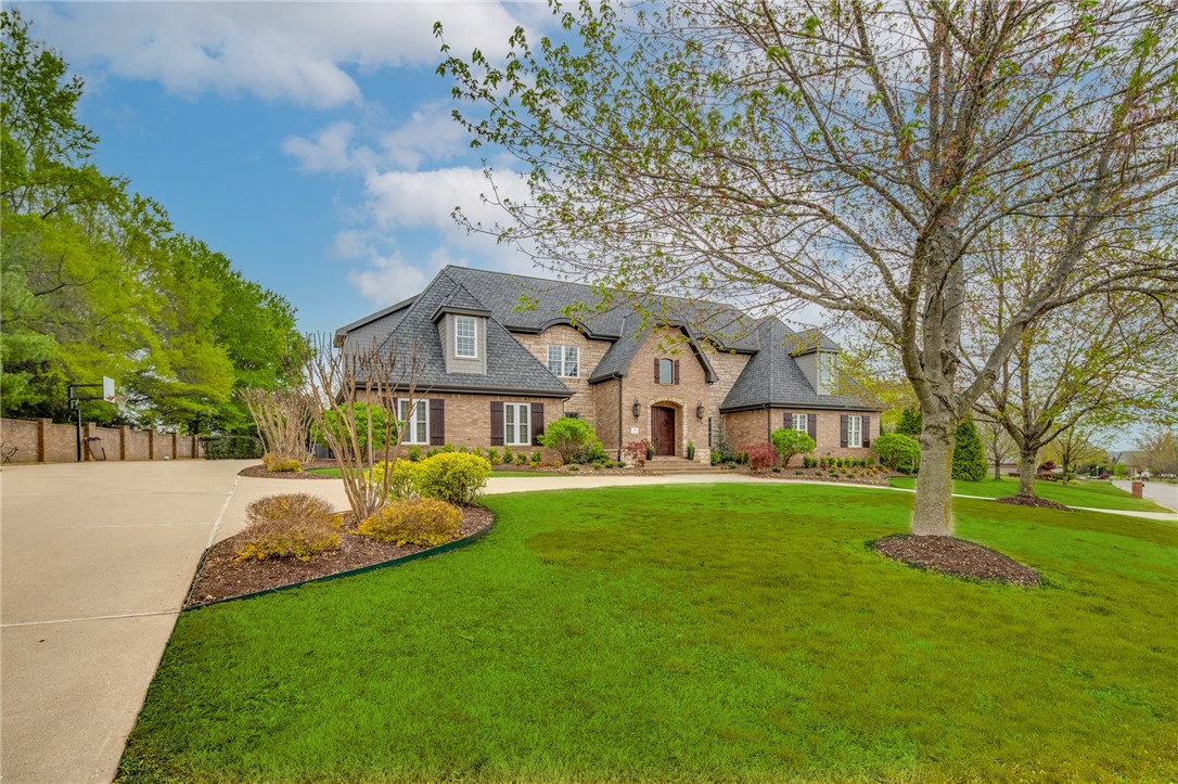 Pinnacle Sub Ph 1, The Rogers - Residential