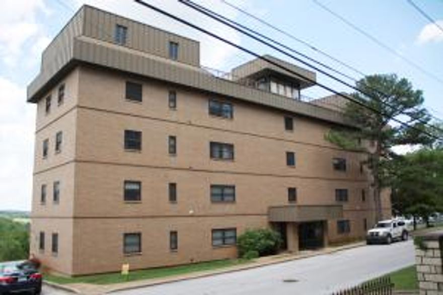 Upscale 9 unit apartment building plus a efficiency penthouse unit. All 9 units have a garage in the lower level. Each unit is 1600 sqft. Roof top unit is 500 sqft.