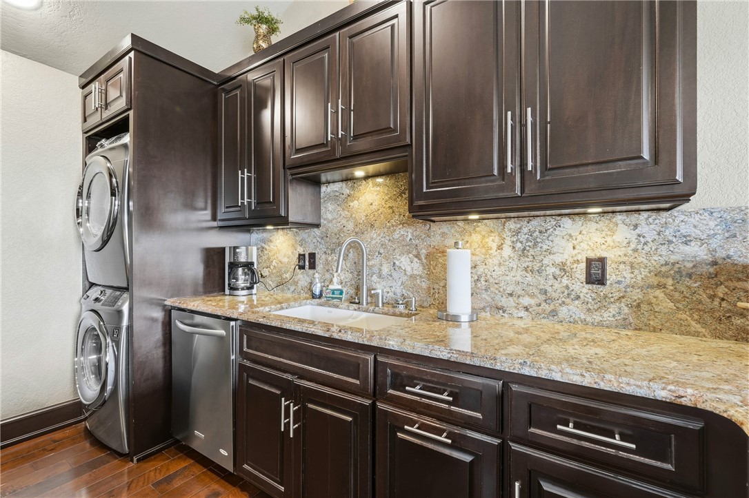 Dutchmans 5Th Add-Rurban - Residential Lease