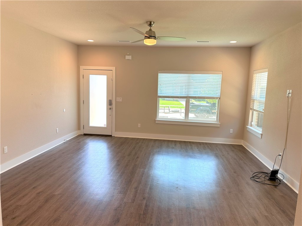 The Forest Hills Villas - Residential