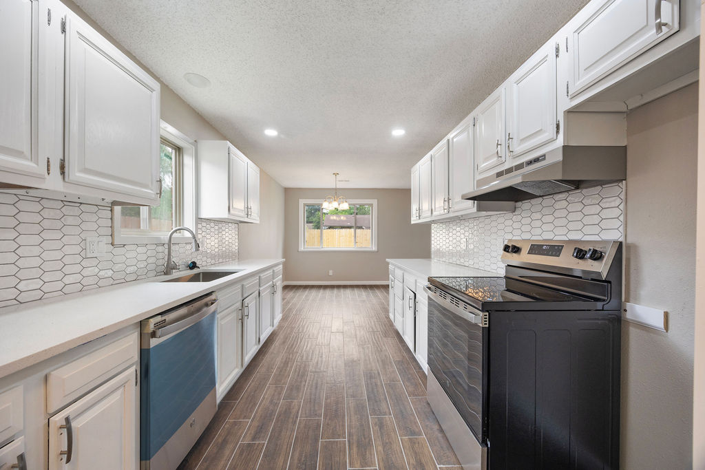 Rolling Oaks Sub Unit 2 Rogers - Residential