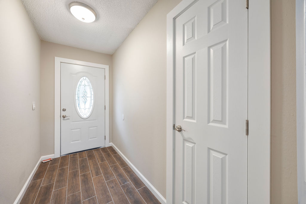 Rolling Oaks Sub Unit 2 Rogers - Residential