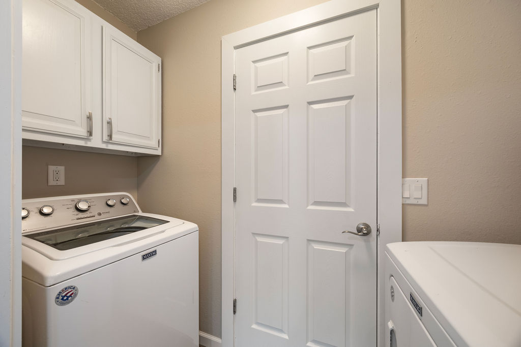 Rolling Oaks Sub Unit 2 Rogers - Residential