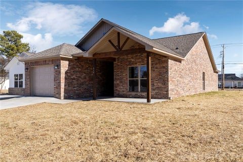 Photo of 916 N 13th, Fort Smith, AR 72901 (MLS # 1359883)