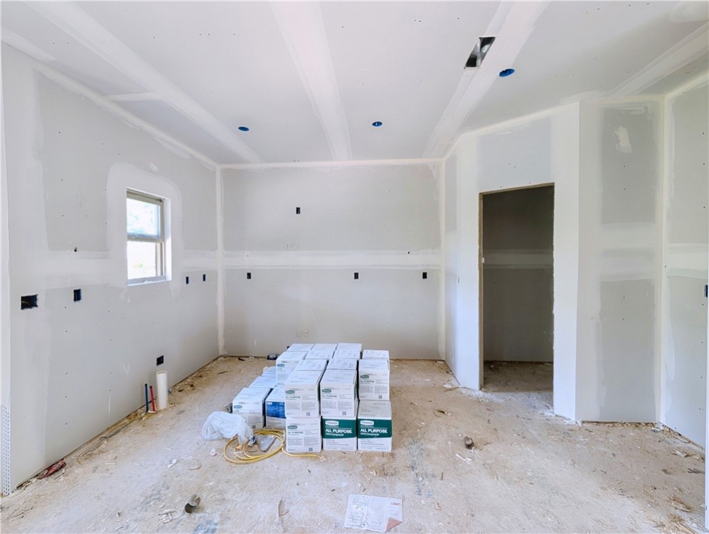 TIREE SUB - Residential