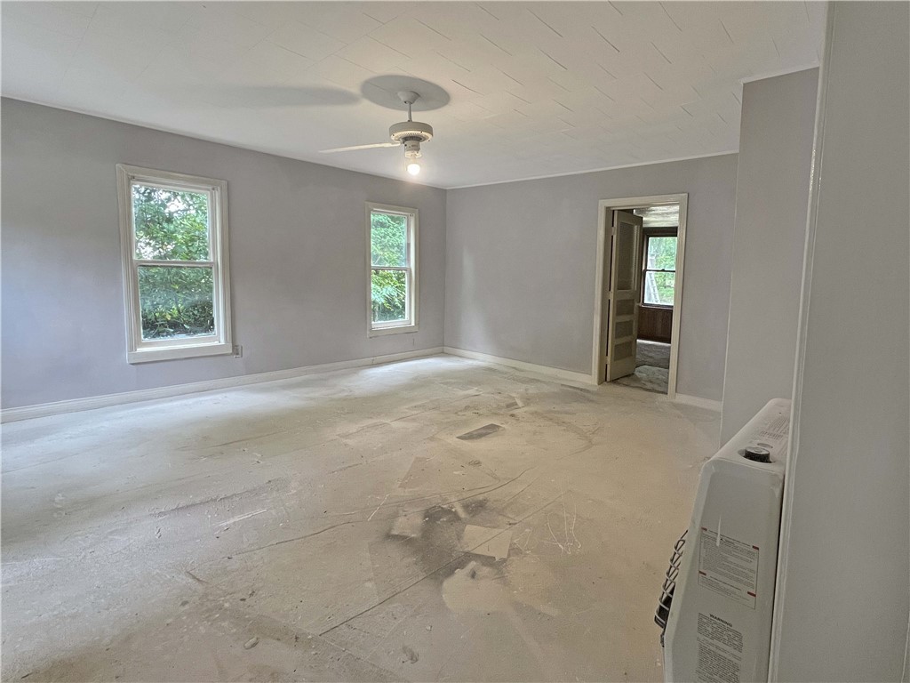 16-18-33-GENTRY - Residential