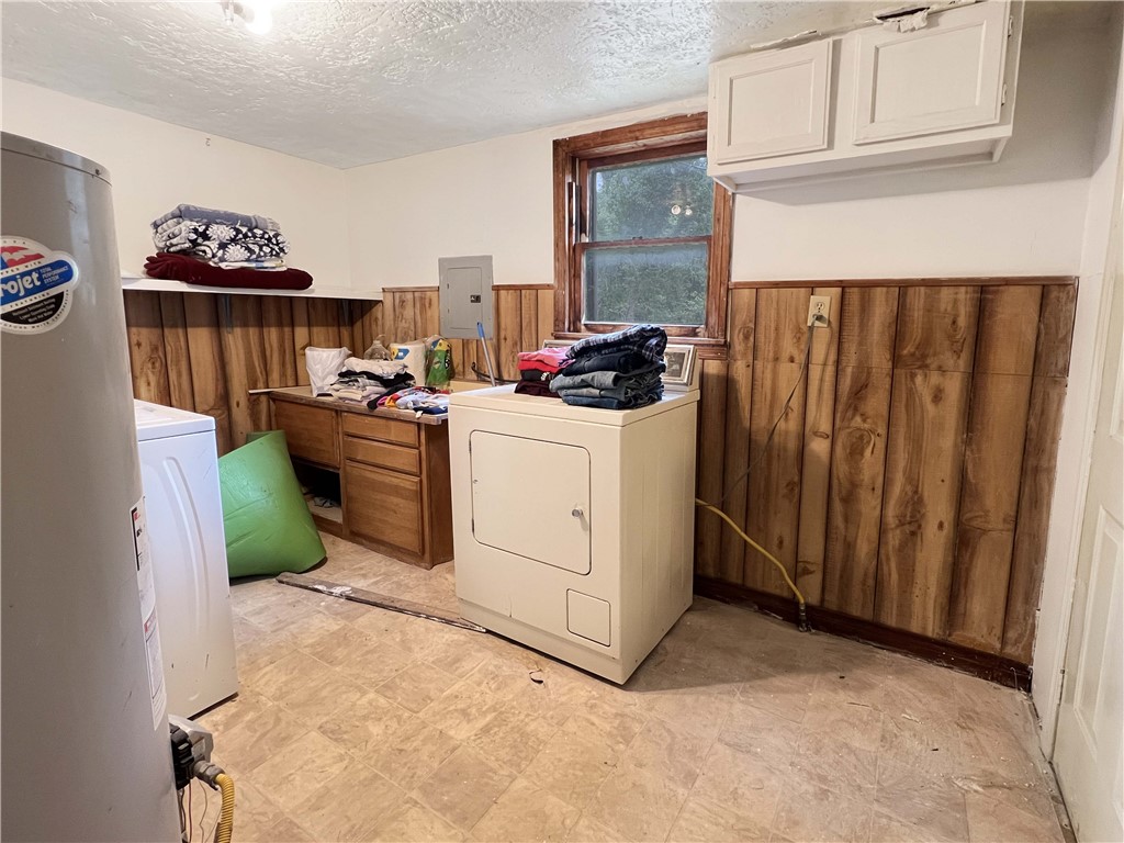 16-18-33-GENTRY - Residential