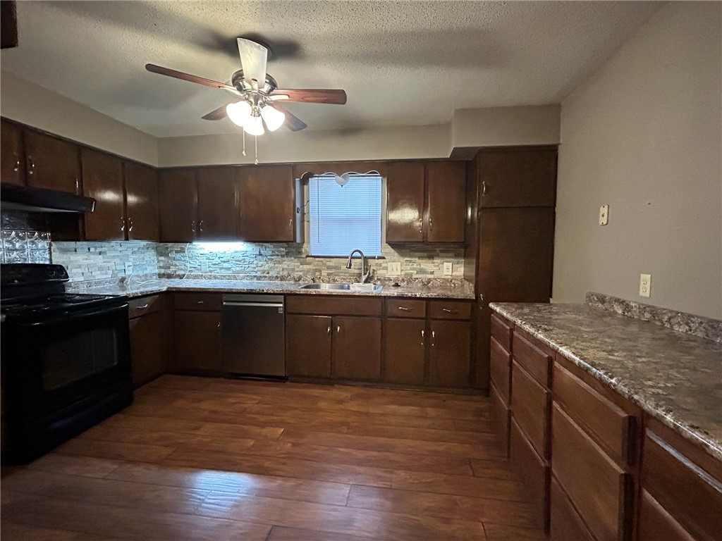 Woodridge Estates - Residential