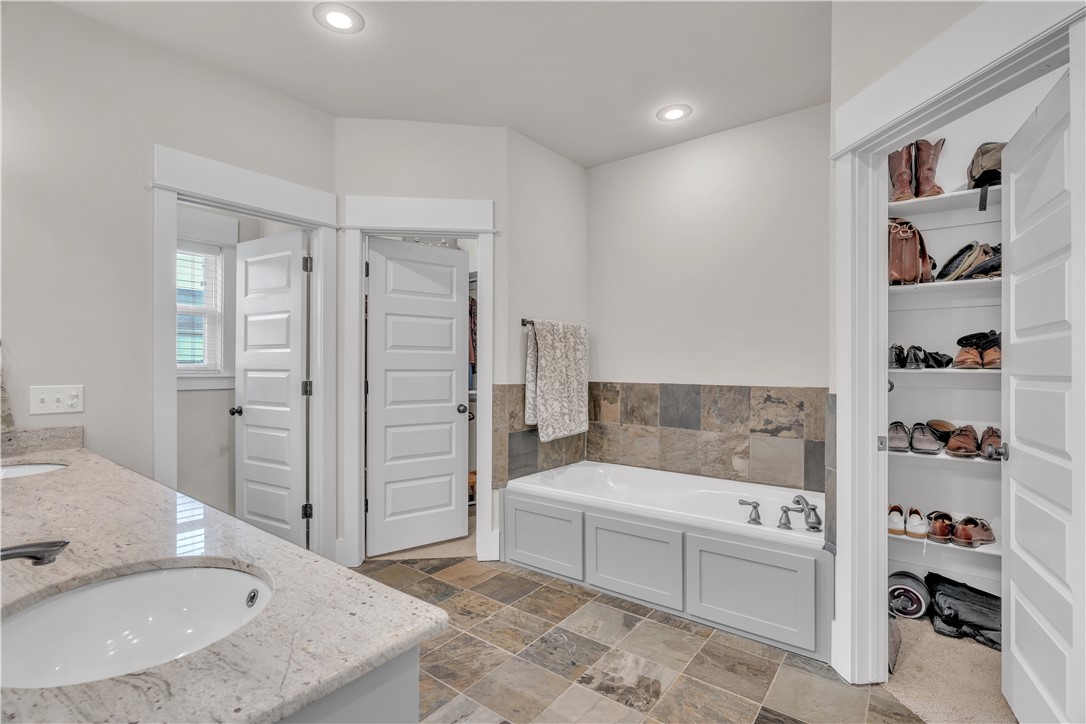 Fayetteville Outlots - Residential