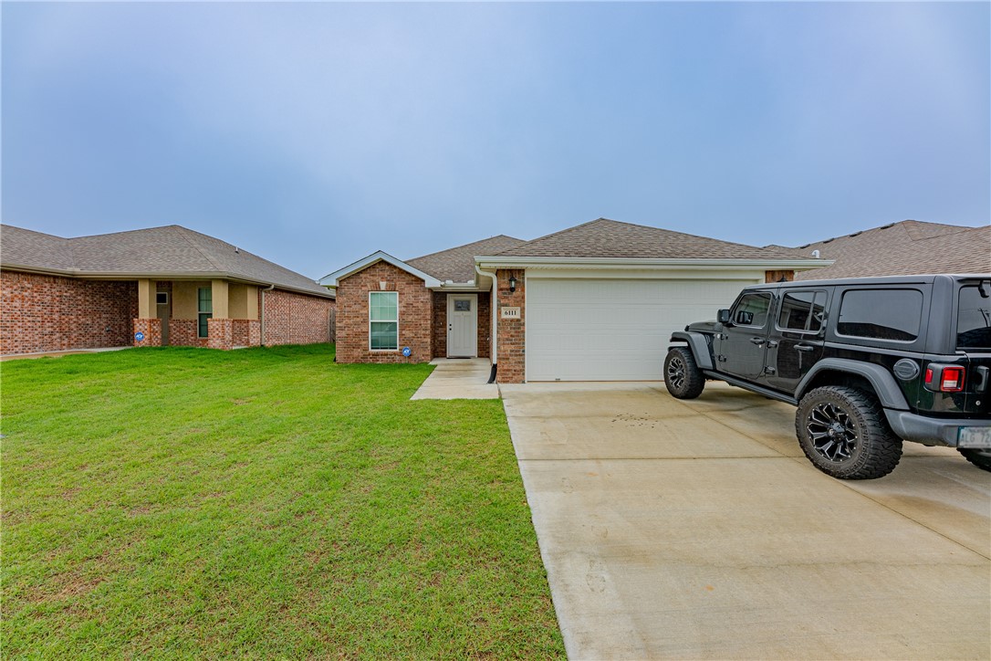 Just like new, affordable, & very well maintained home in newer Woodward Hills Subdivision. Quiet area to call home, dog park, only minutes from the NWA Regional Airport. Still a close drive to dining and all the amenities around Northwest AR. This immaculate cared for three-bedroom, two-bath home in Bentonville Schools has open kitchen, living, and dining space. The kitchen island has an oversized granite counter to entertain, painted cabinets, black stainless appliances, and a master suite complete with its own bathroom and walk-in closet. Privacy fence and nice covered patio with extended concrete. Don't let this Charming Home get away!